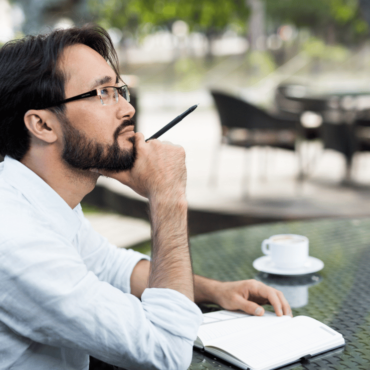 6 tipos de libros para mejorar como escritor